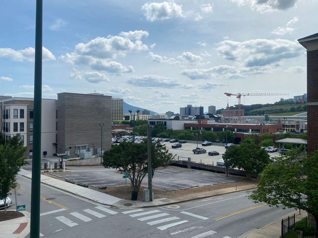 105 E 03rd Street, Chattanooga, TN 37403
