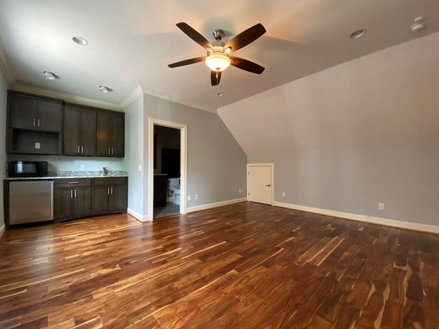 105 E 03rd Street, Chattanooga, TN 37403