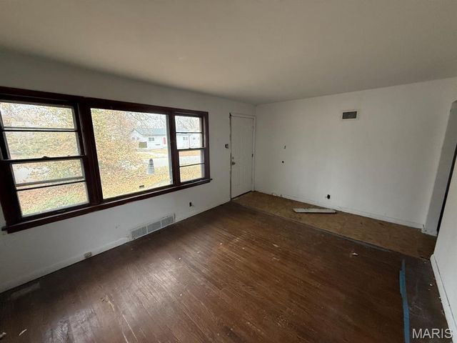 10449 Duke Drive, Unincorporated, MO 63136