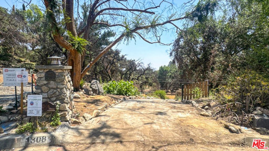 1308 Sunny Oaks Circle, Altadena, CA 91001
