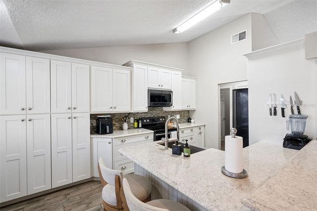 307 OAK LEAF CIRCLE, Lake Mary, FL 32746