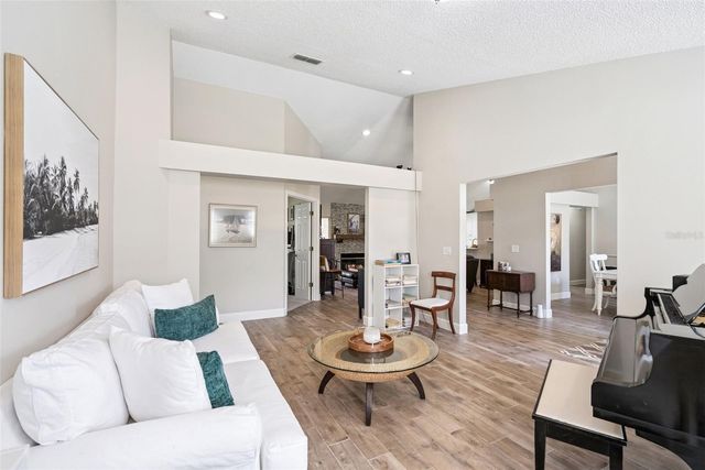 307 OAK LEAF CIRCLE, Lake Mary, FL 32746