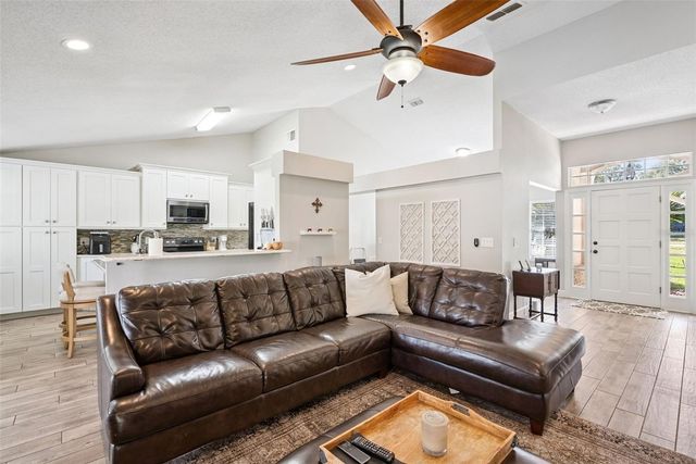 307 OAK LEAF CIRCLE, Lake Mary, FL 32746