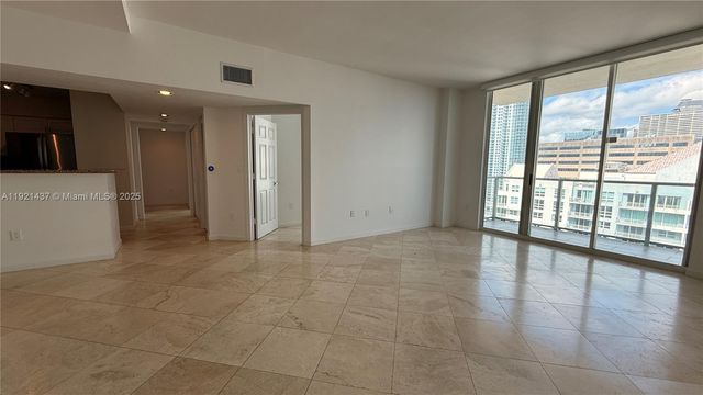 1155 Brickell Bay Dr PH104, Miami, FL 33131