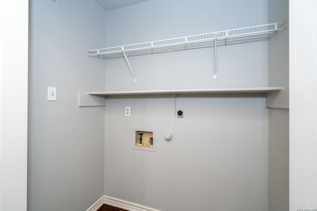 15503 WALNUT CREEK DR, San Antonio, TX 78247