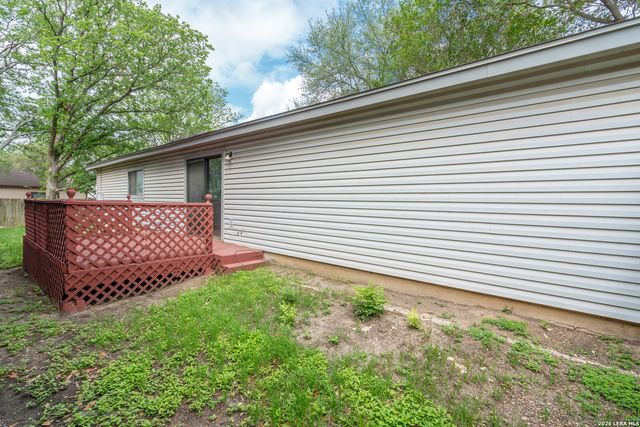 15503 WALNUT CREEK DR, San Antonio, TX 78247