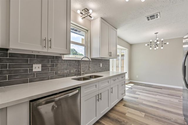 16718 Barcelona Drive, Friendswood, TX 77546