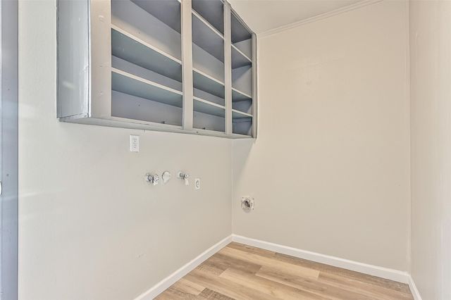 16718 Barcelona Drive, Friendswood, TX 77546