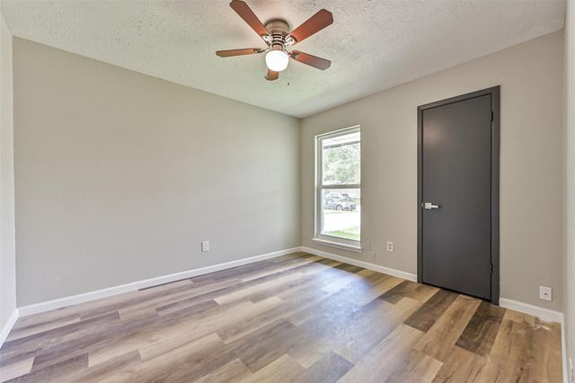 16718 Barcelona Drive, Friendswood, TX 77546