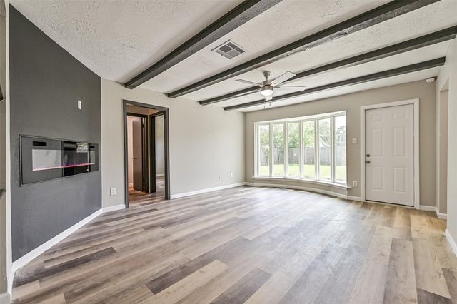 16718 Barcelona Drive, Friendswood, TX 77546