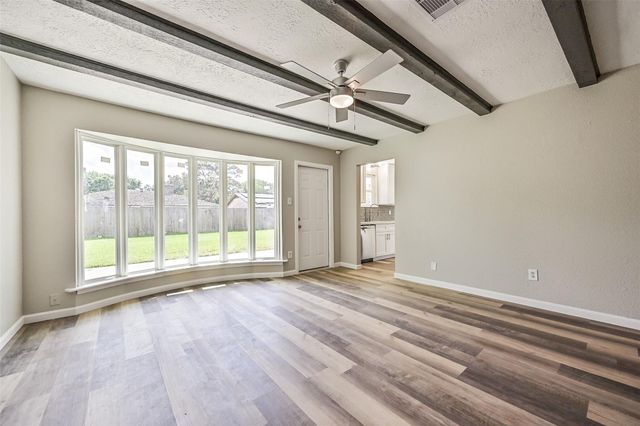 16718 Barcelona Drive, Friendswood, TX 77546