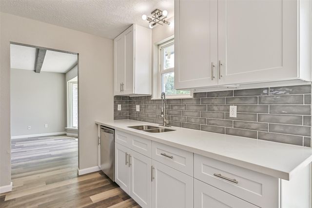 16718 Barcelona Drive, Friendswood, TX 77546