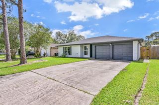 16718 Barcelona Drive, Friendswood, TX 77546