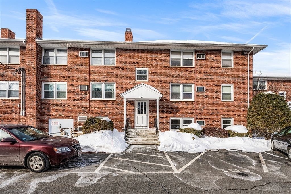 241 Main St C3, Reading, MA 01867