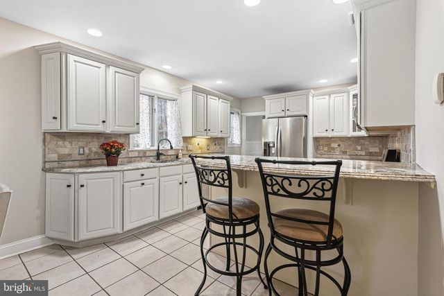 1116 WOODED WAY DR, Media, PA 19063