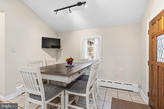 1116 WOODED WAY DR, Media, PA 19063