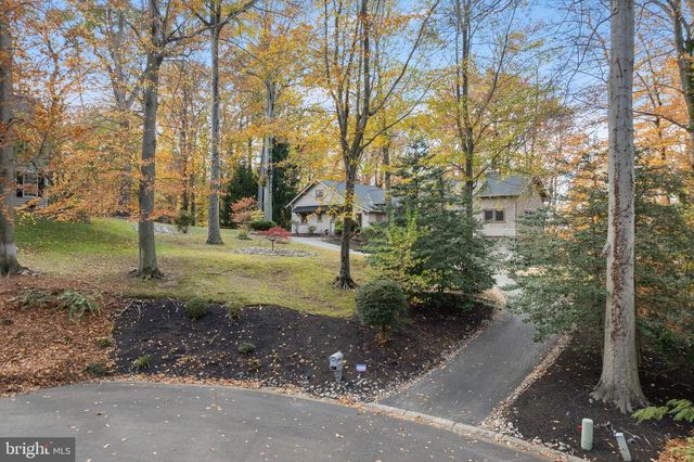 1116 WOODED WAY DR, Media, PA 19063