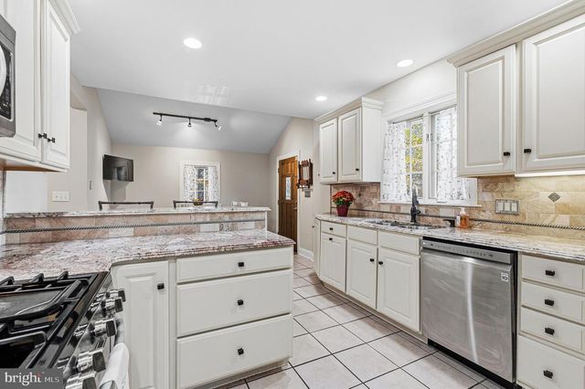 1116 WOODED WAY DR, Media, PA 19063