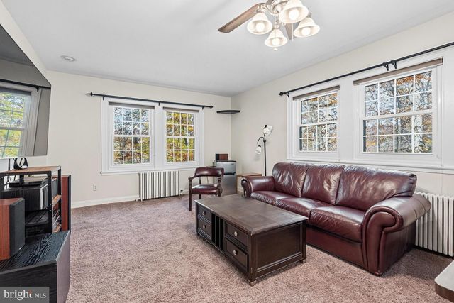 1116 WOODED WAY DR, Media, PA 19063