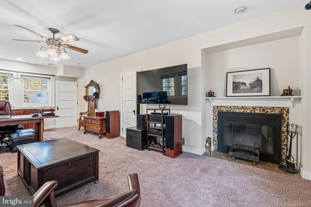 1116 WOODED WAY DR, Media, PA 19063