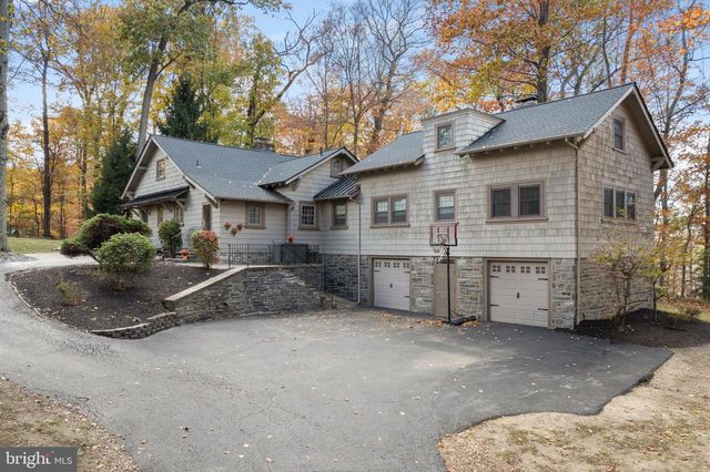 1116 WOODED WAY DR, Media, PA 19063