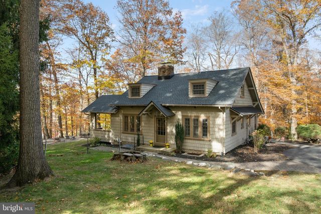 1116 WOODED WAY DR, Media, PA 19063