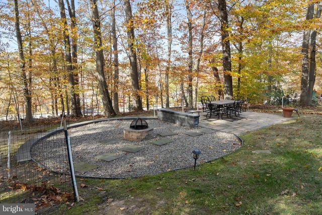 1116 WOODED WAY DR, Media, PA 19063