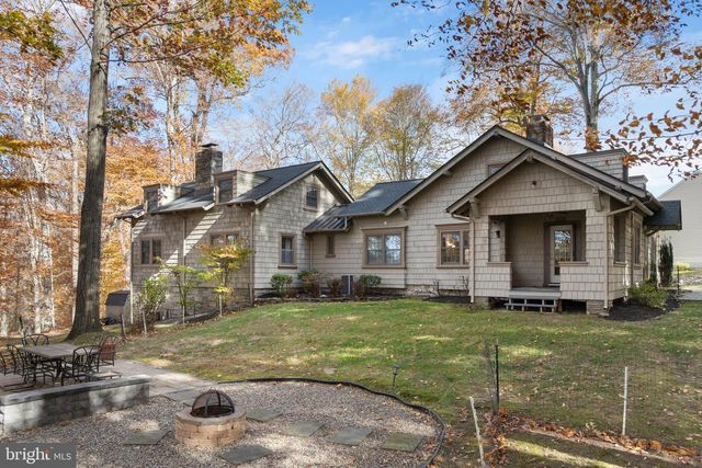 1116 WOODED WAY DR, Media, PA 19063