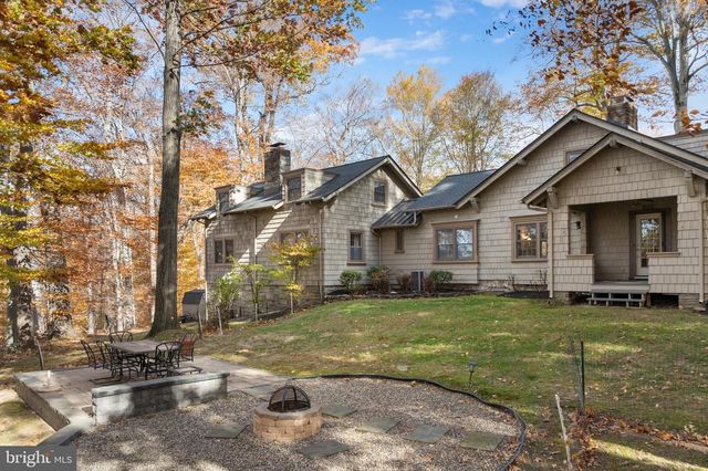 1116 WOODED WAY DR, Media, PA 19063