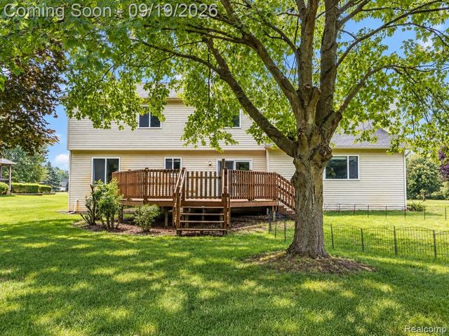 13608 Windmoor Drive, South Lyon, MI 48178