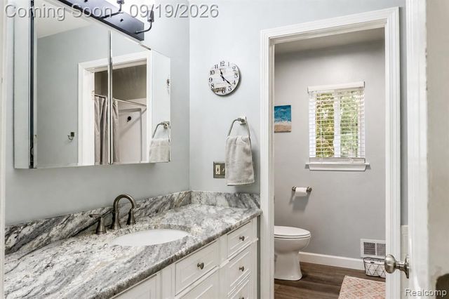 13608 Windmoor Drive, South Lyon, MI 48178