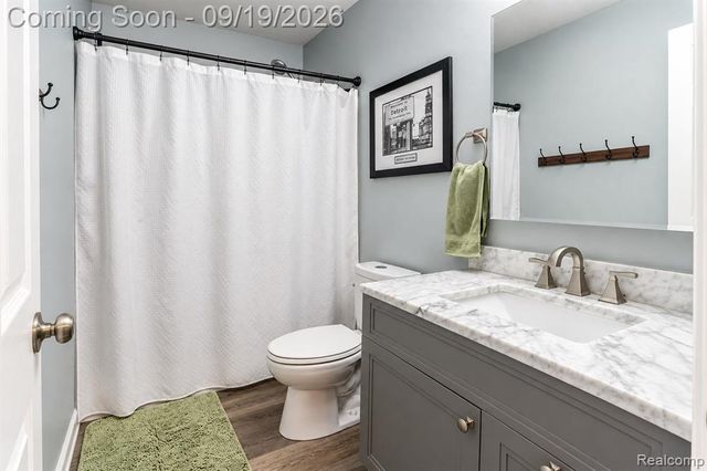 13608 Windmoor Drive, South Lyon, MI 48178