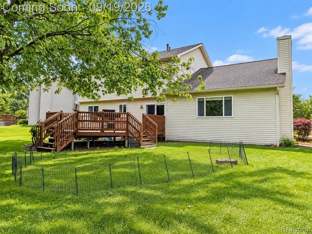 13608 Windmoor Drive, South Lyon, MI 48178