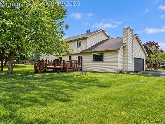 13608 Windmoor Drive, South Lyon, MI 48178