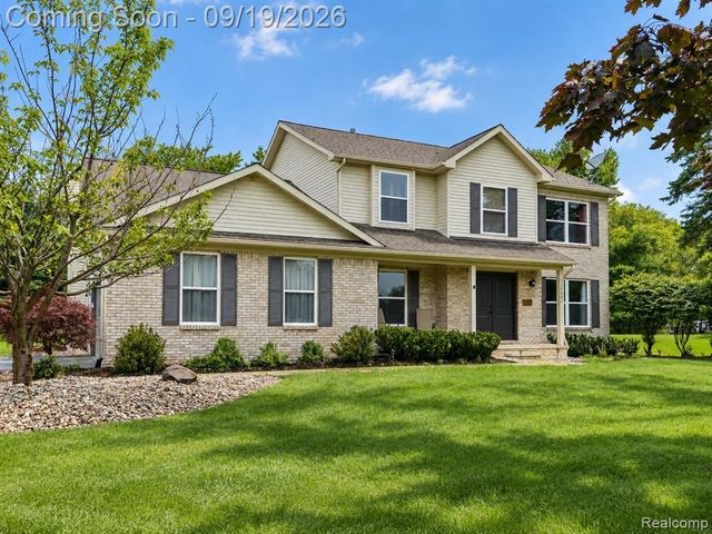 13608 Windmoor Drive, South Lyon, MI 48178