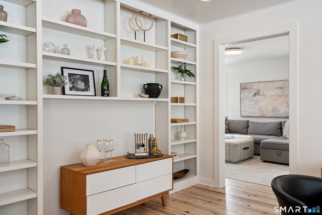 7 Shaw Drive, Simsbury, CT 06070