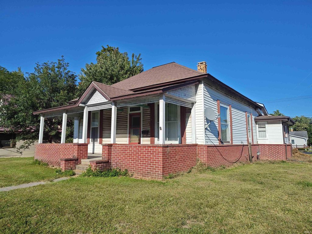 624 N Monticello Street, Winamac, IN 46996