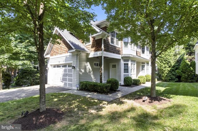 6838 SAINT ALBANS RD, Mclean, VA 22101