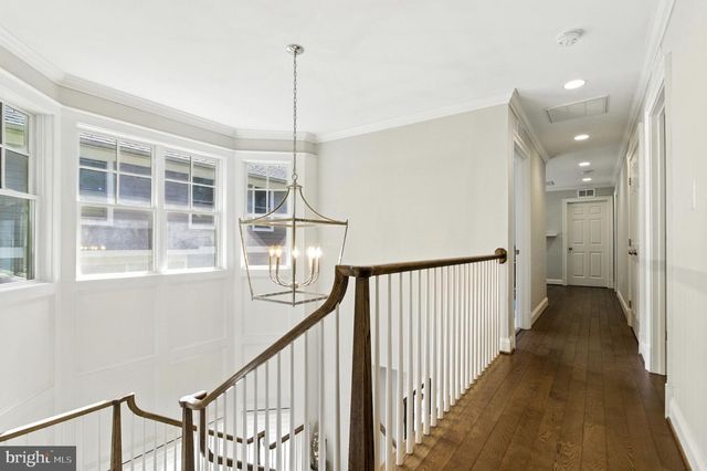 6838 SAINT ALBANS RD, Mclean, VA 22101