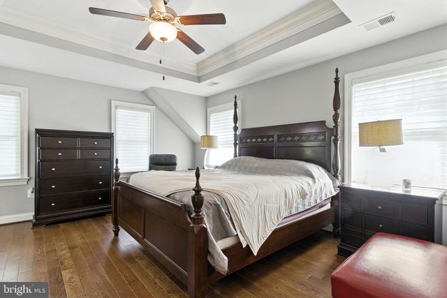 6838 SAINT ALBANS RD, Mclean, VA 22101