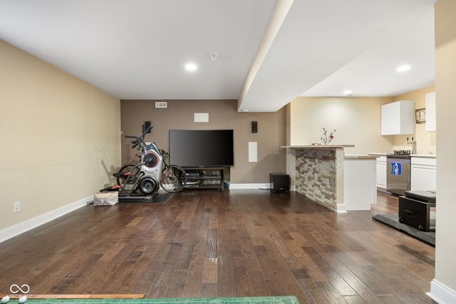 2335 Central Avenue, Indianapolis, IN 46205