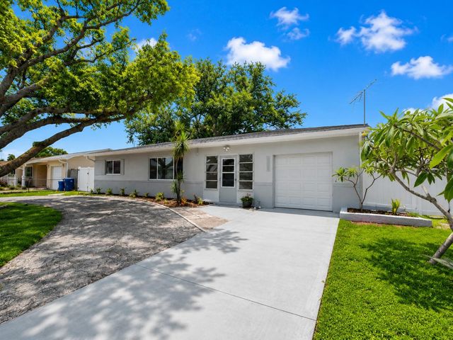 6000 42ND AVENUE N, St Petersburg, FL 33709