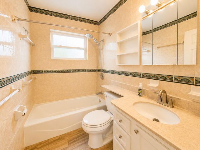6000 42ND AVENUE N, St Petersburg, FL 33709