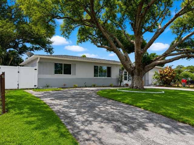 6000 42ND AVENUE N, St Petersburg, FL 33709