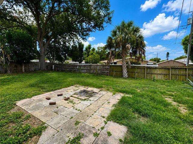 6000 42ND AVENUE N, St Petersburg, FL 33709