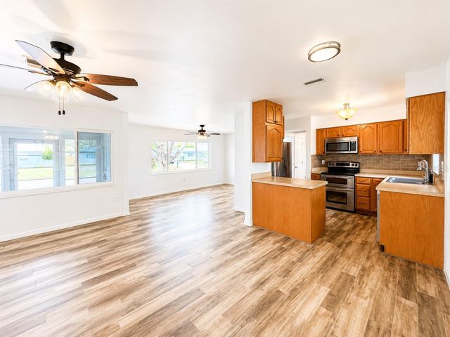 6000 42ND AVENUE N, St Petersburg, FL 33709
