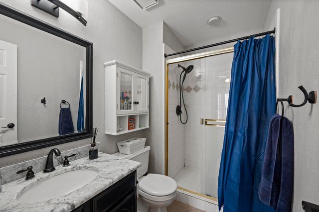 800 Ridgedale Court, Southlake, TX 76092