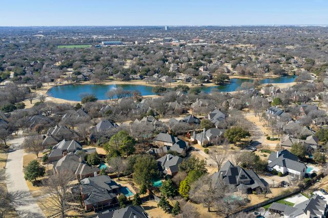 800 Ridgedale Court, Southlake, TX 76092