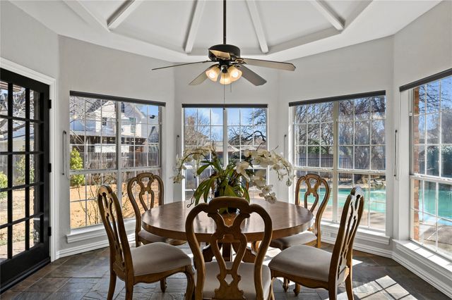 800 Ridgedale Court, Southlake, TX 76092