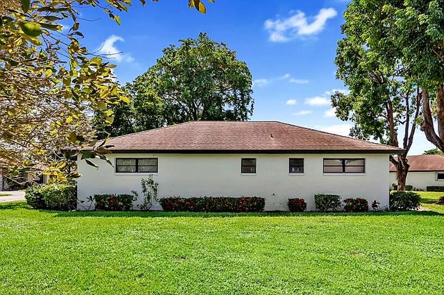 4857 Dovewood Terrace A, Boynton Beach, FL 33436